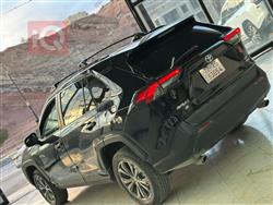 تۆیۆتا ڕاڤ 4